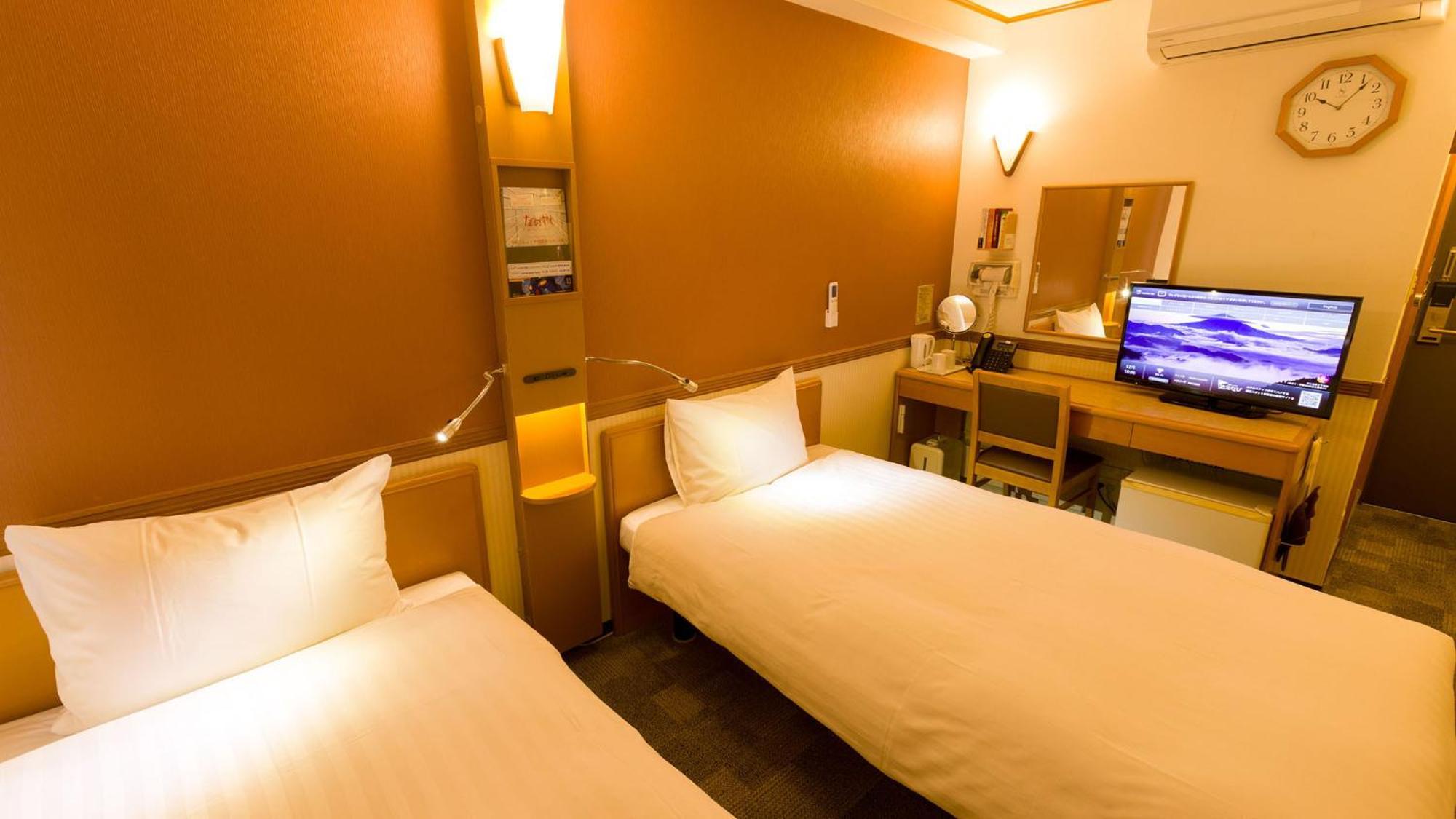 Toyoko Inn Hirosaki Ekimae חדר תמונה
